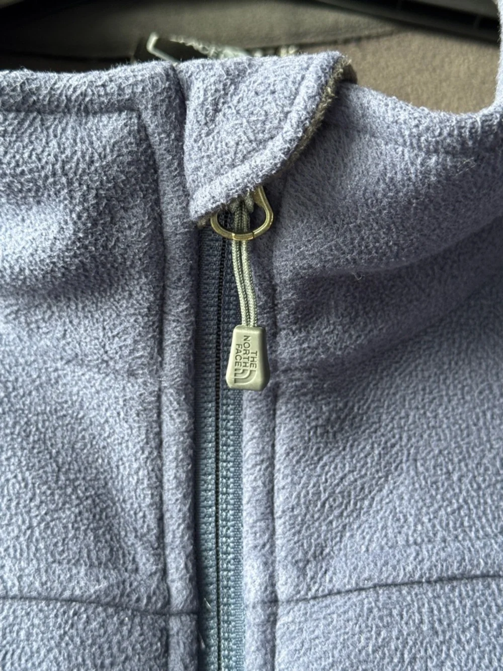The North Face Men's Large Periwinkle Blue Fleece Jacket - Full Zip - TKA 100